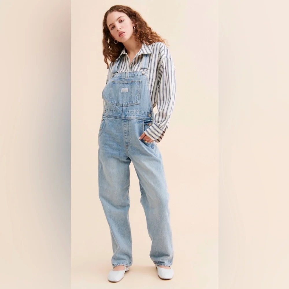 Levi’s Baggy Overalls - Picture 5 of 5